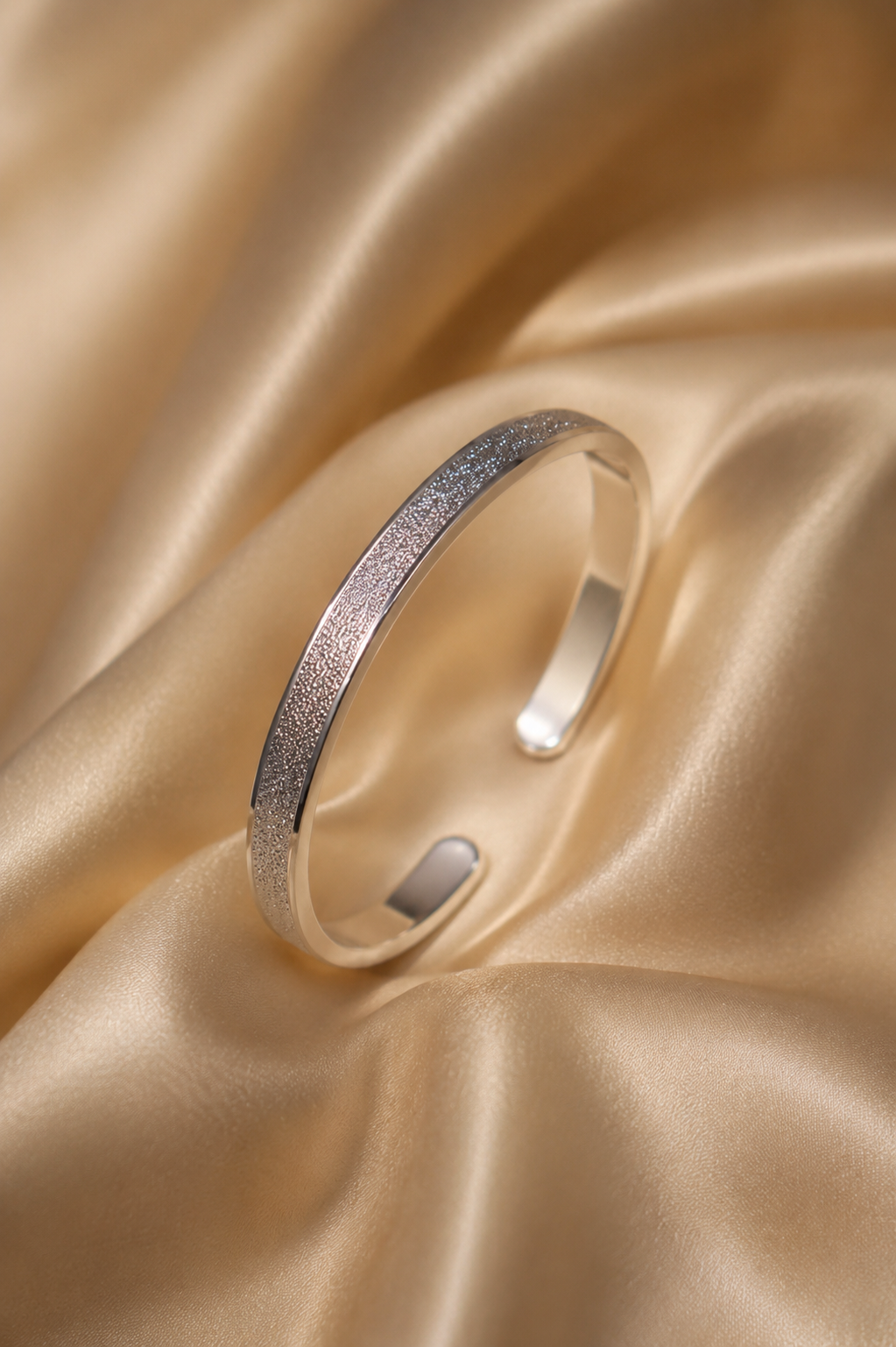 frosted glow cuff - Image 3