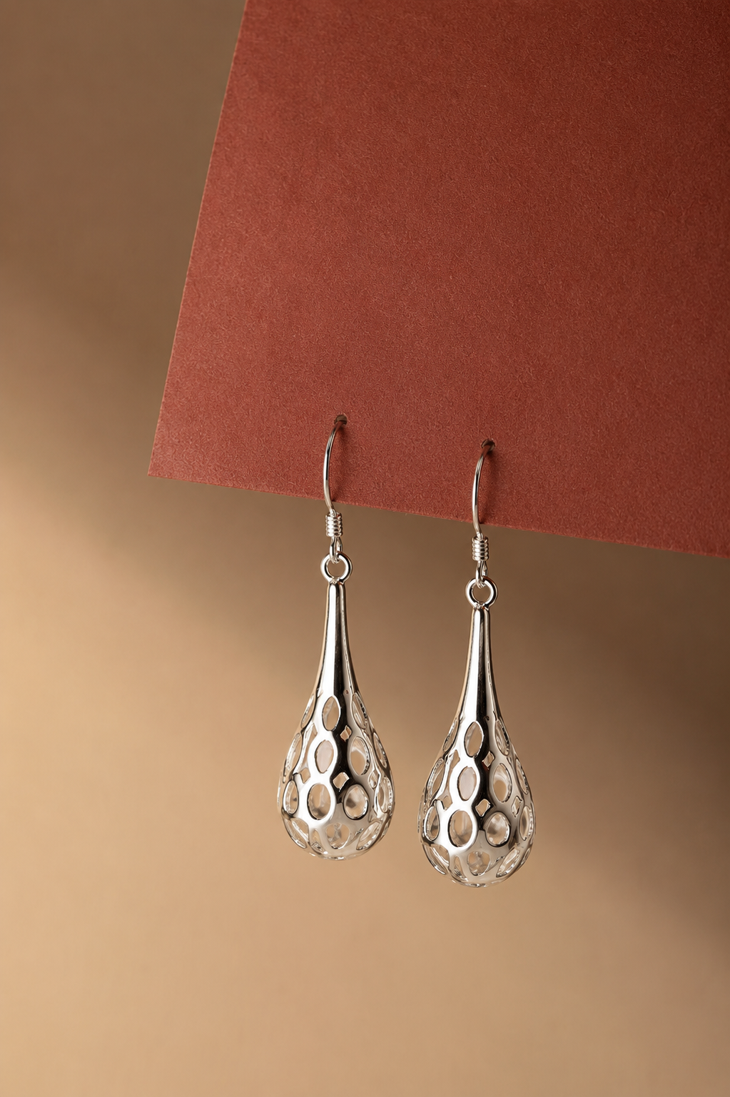 Silver Hollow Filigree Teardrop Dangle Earrings - Image 3