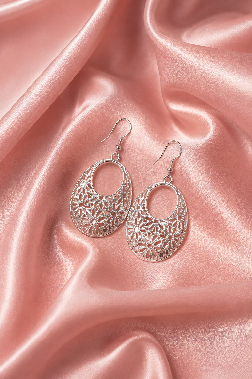 Floral Lattice Teardrop Dangle Earrings - Image 2
